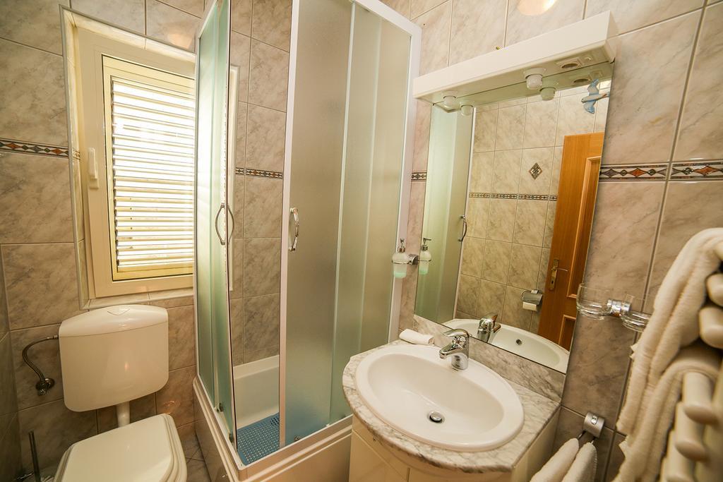 Apartments Manda Супетар Екстериор снимка