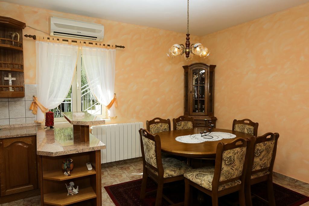 Apartments Manda Супетар Екстериор снимка