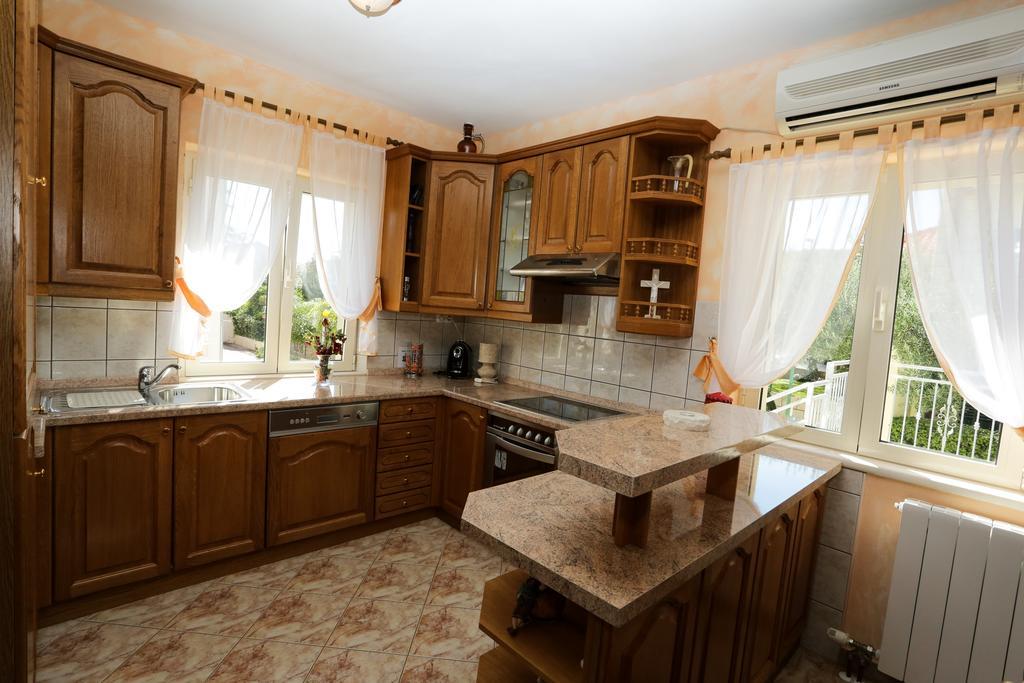 Apartments Manda Супетар Екстериор снимка