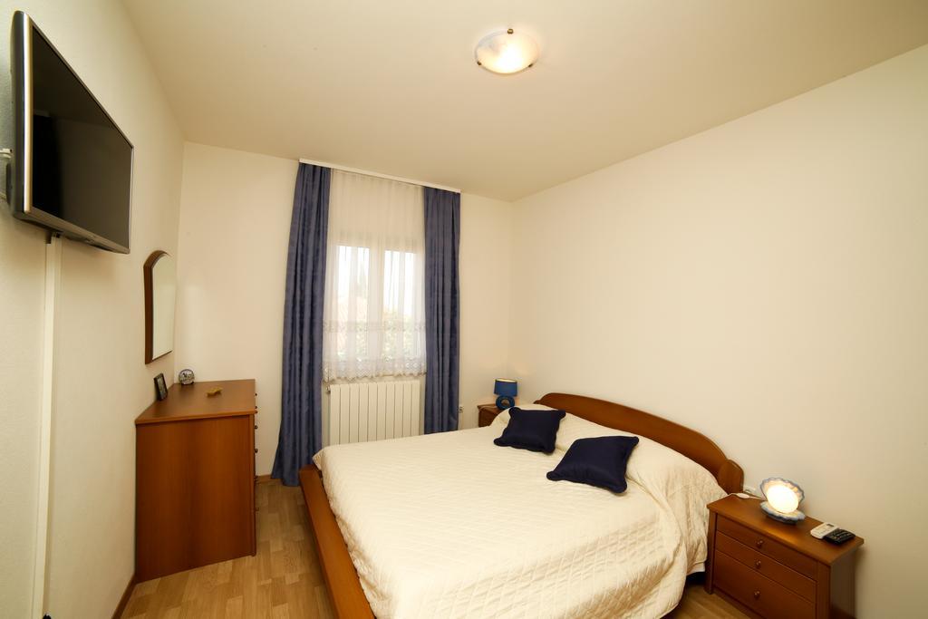 Apartments Manda Супетар Екстериор снимка