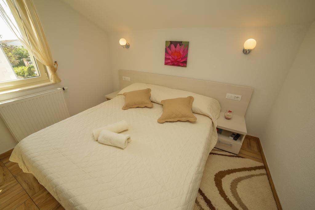 Apartments Manda Супетар Екстериор снимка